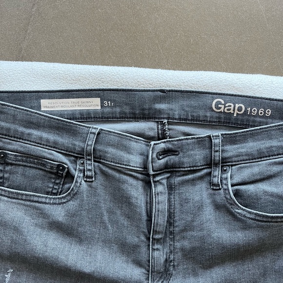 Gap 1969 Grey Wash Jeans 31R - Picture 2 of 5